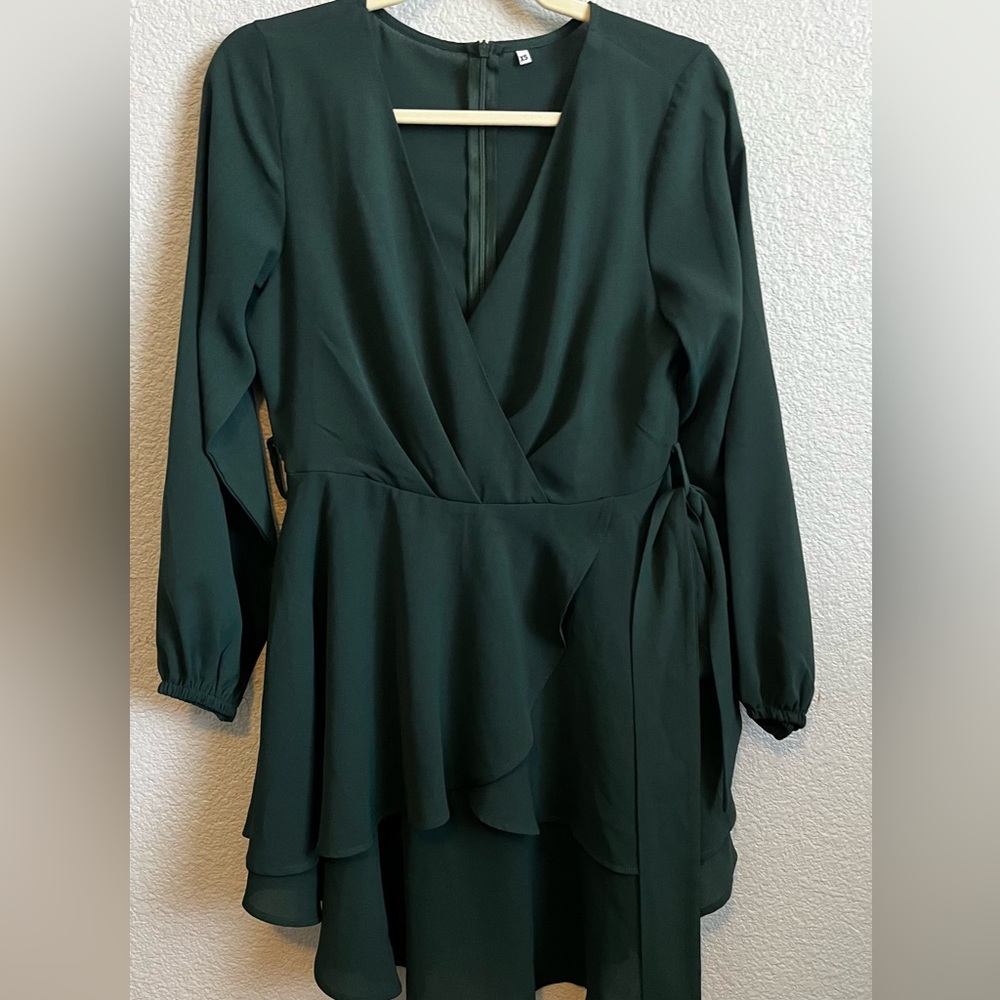 Green women’s spring midi tied dress size XS